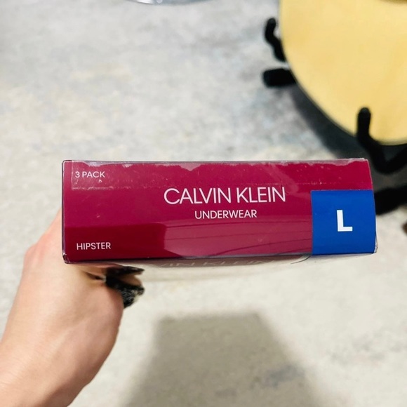 NIB 3-Pack Women’s Large Calvin Klein Underwears/Hipsters In Black/Gray/Pink - Picture 3 of 8